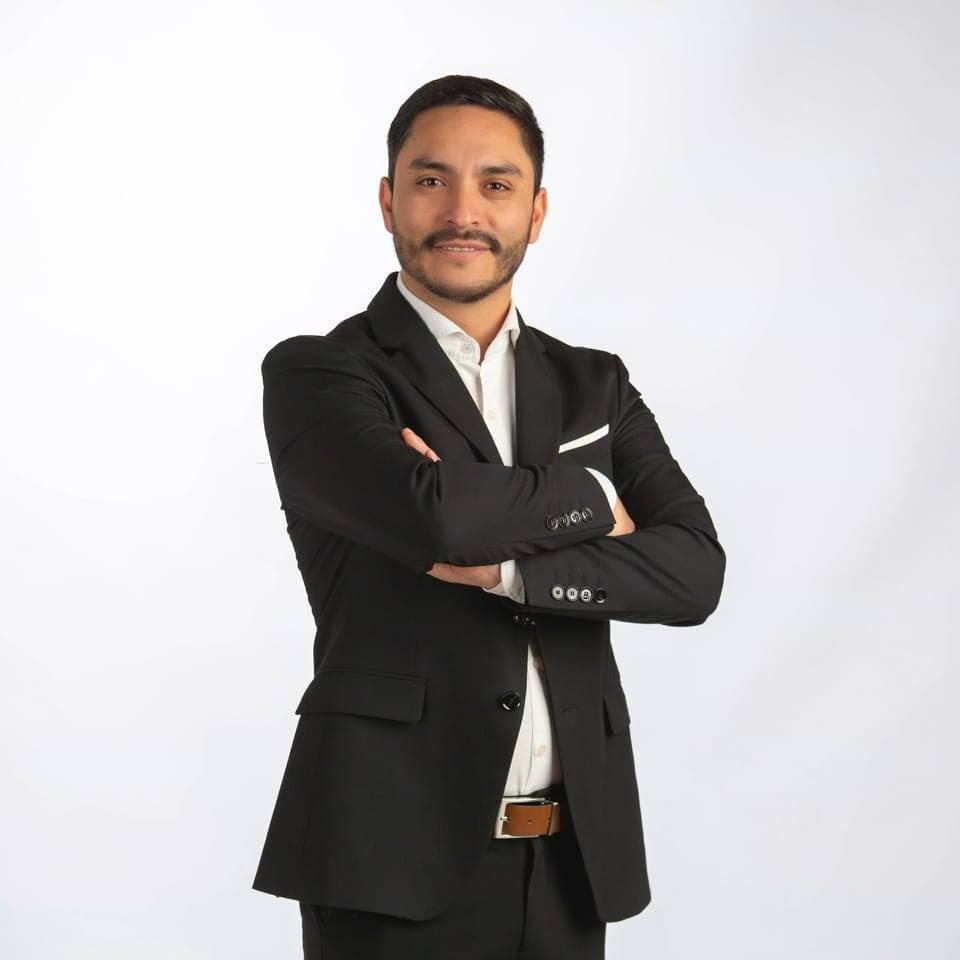 Lenin Vicuña - Fundador - CEO de Gestoría Amauta